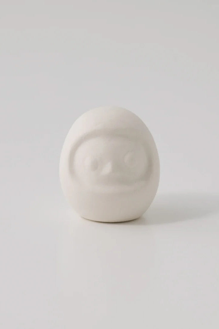 Daruma White