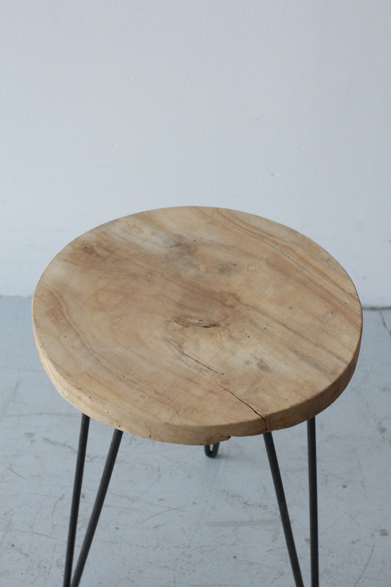 Wooden Round Side Table 木製ラウンドサイドテーブル