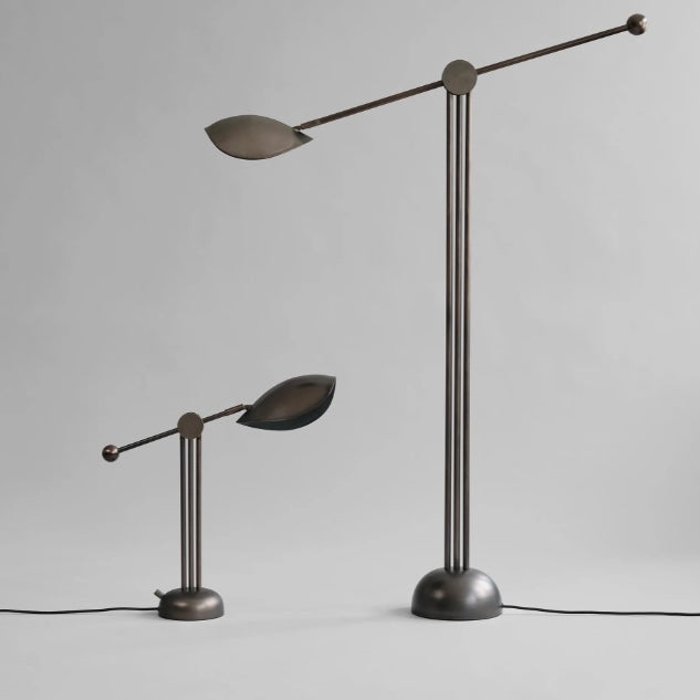 Stingray Table Lamp - Bronze