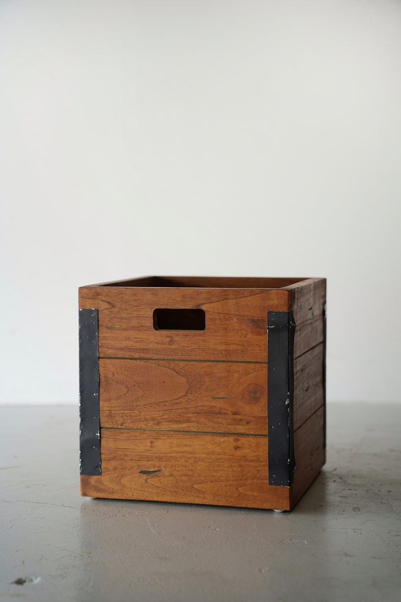 Wooden Box 木製ボックス