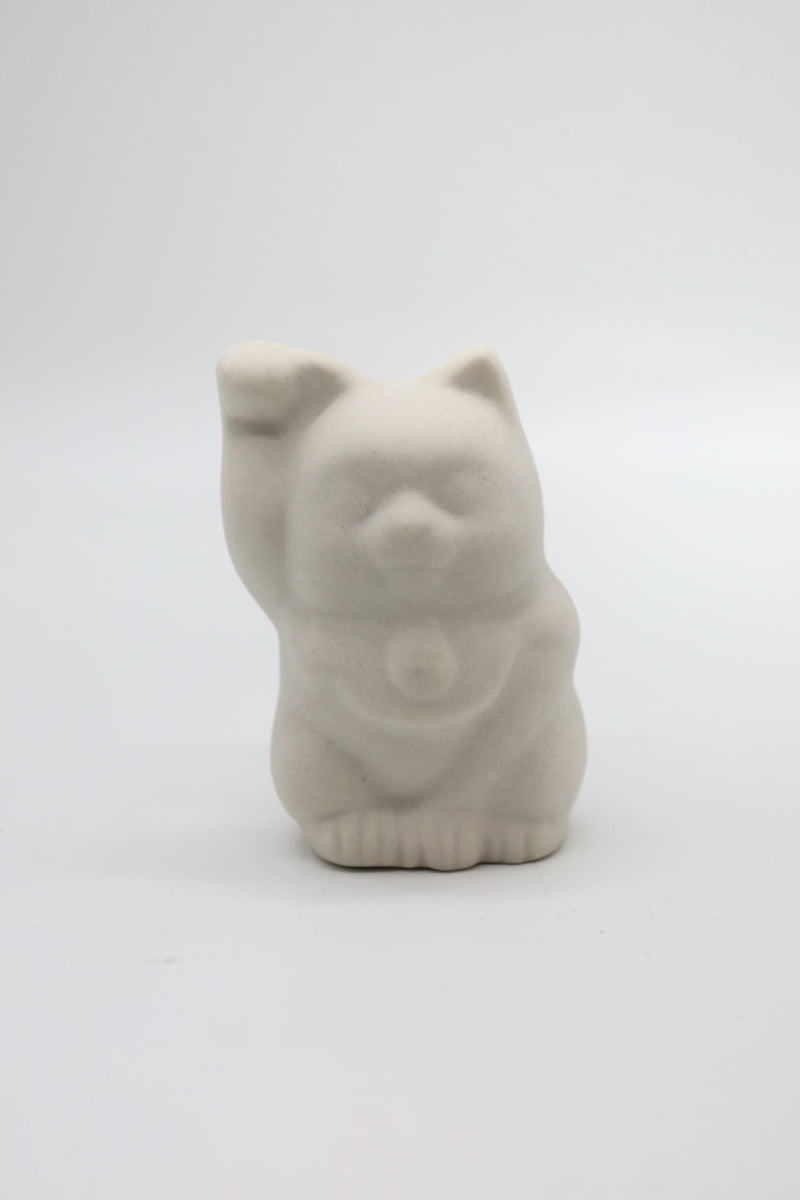 Maneki-neko White