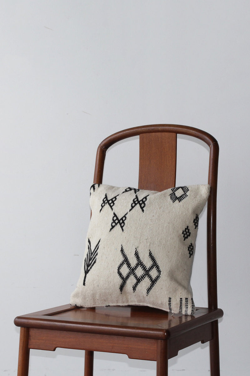 Moroccan Cushion / Beni ourain , Azilal 40×40 / Black