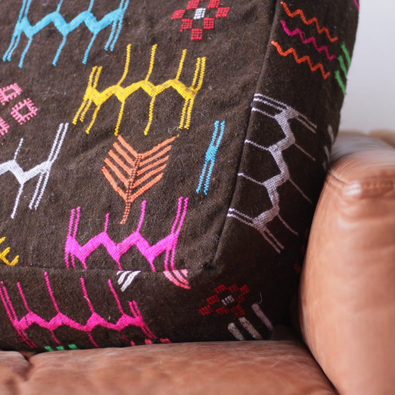 Moroccan Cushion / Beni ourain , Azilal 56×56 / Multi