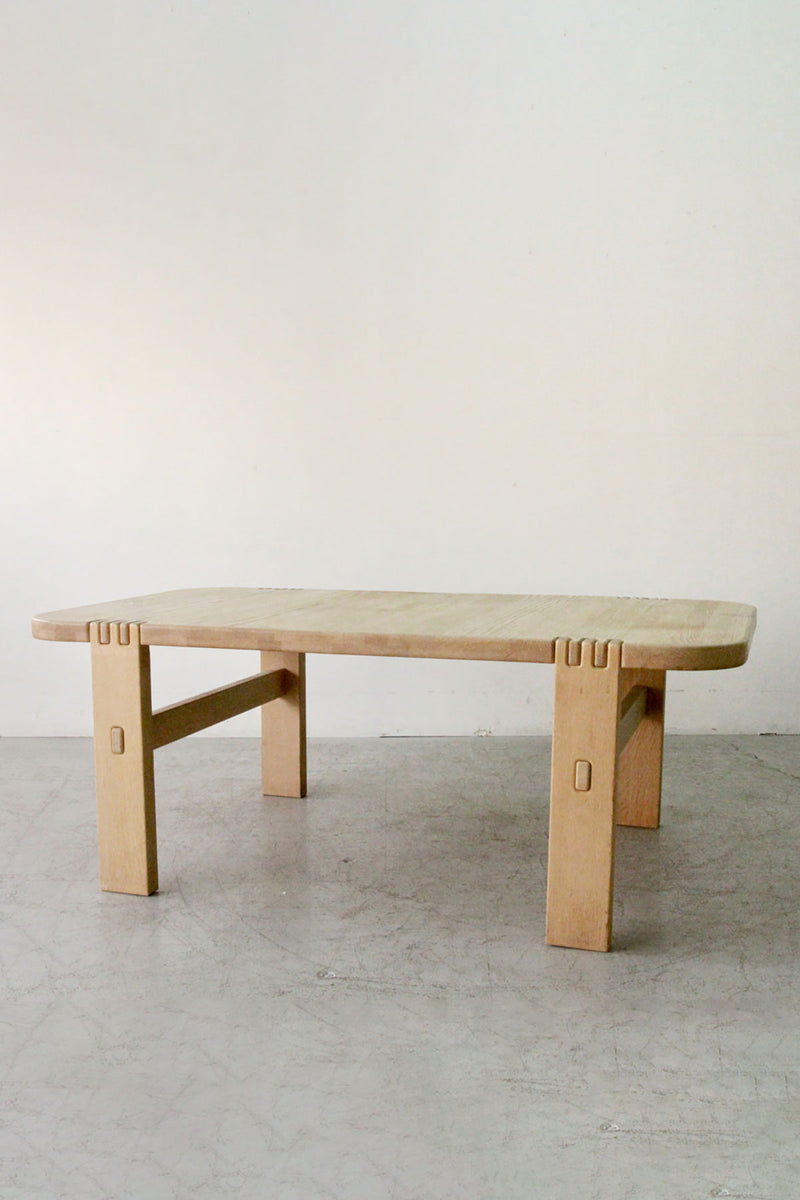 Wooden Coffee Table 木製コーヒーテーブル
