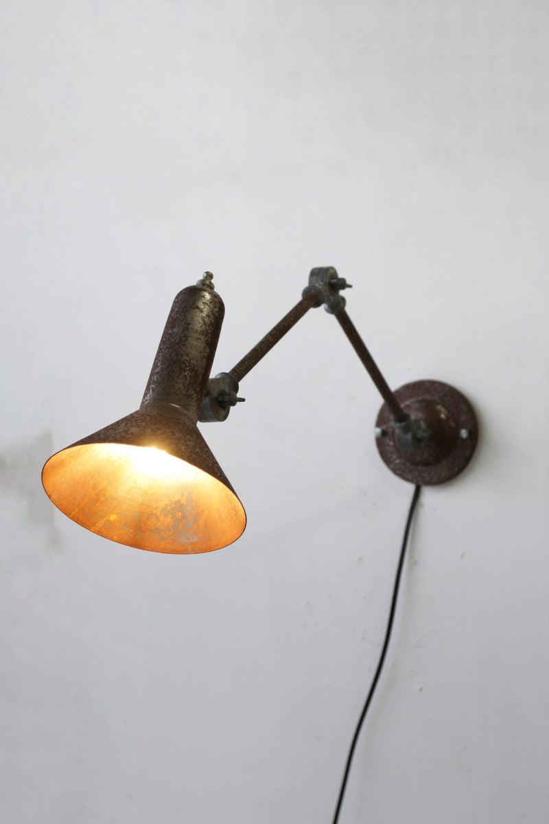 Industrial Iron Wall Lamp インダストリアル アイアンウォールランプ ①
