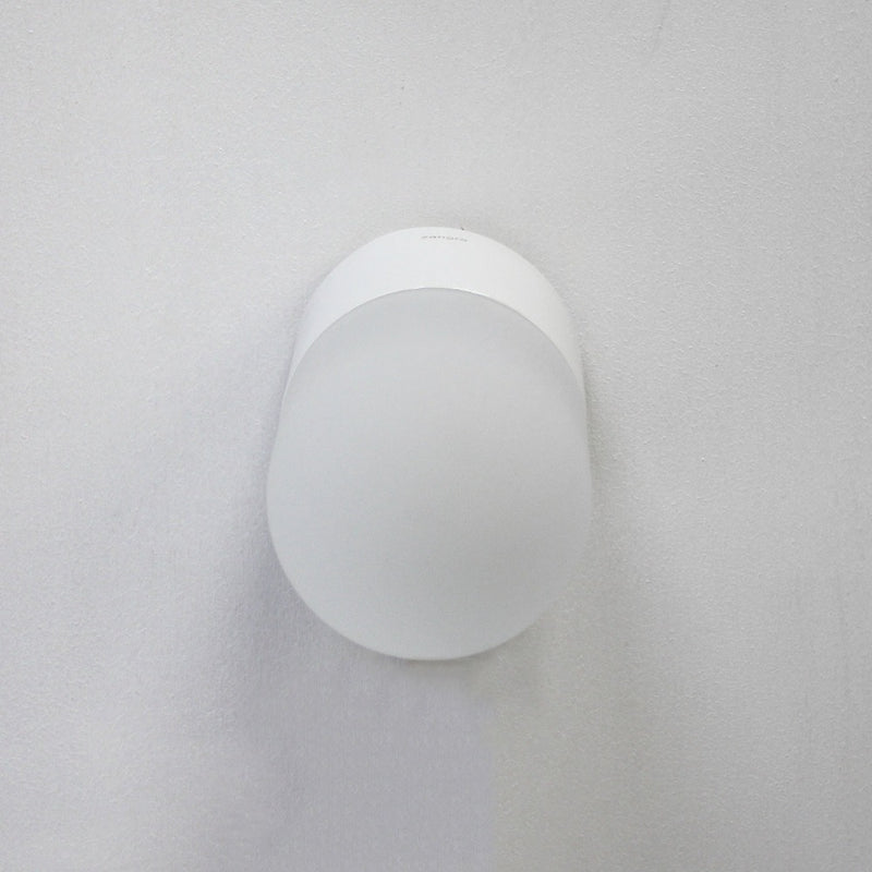 white porcelain lamp 002