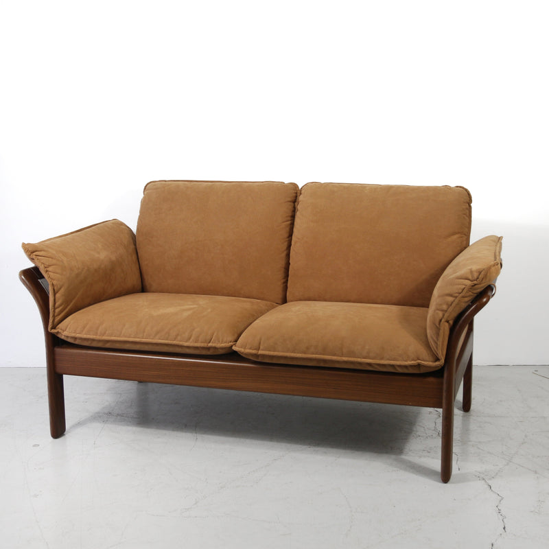 Vintage 2seater sofa - DREIPUNKT